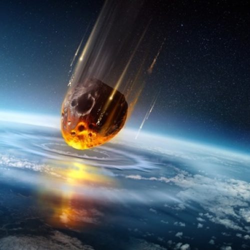 Asteroide que Extinguiu os Dinossauros Veio "Acompanhado" de Outro, Causando Tsunami de 800 Metros de Altura